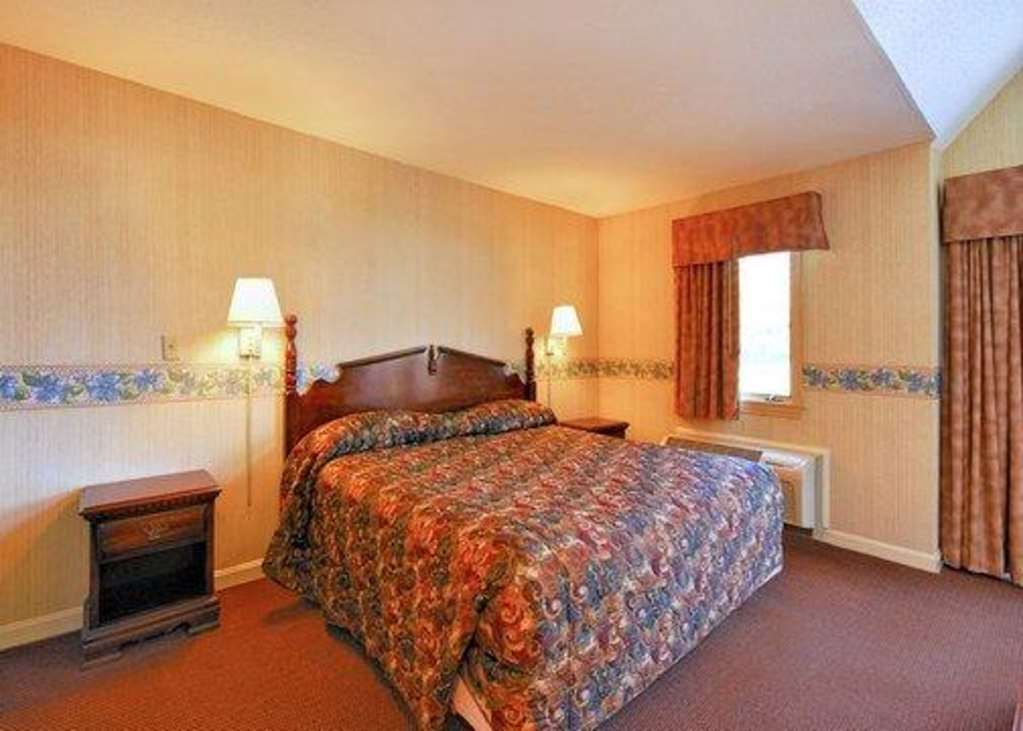 Econo Lodge Inn & Suites Groton Rum bild