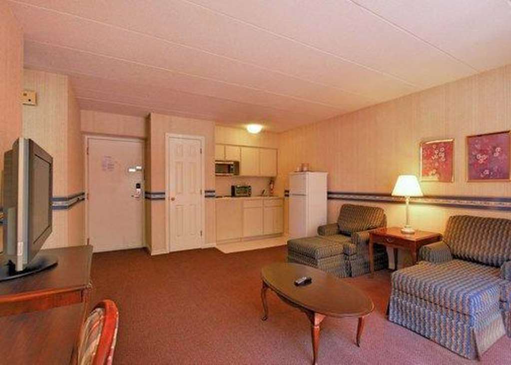 Econo Lodge Inn & Suites Groton Rum bild